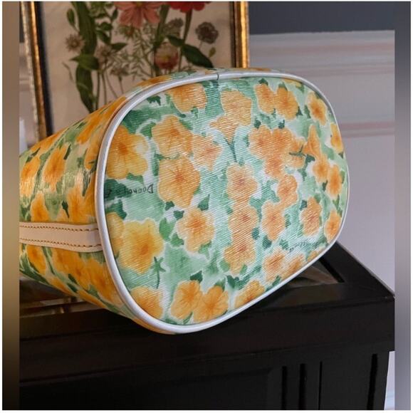 Dooney and Bourke Yellow Floral Petunia Shoulder Bucket Bag NWT Y2K Boho Retro - Picture 14 of 16